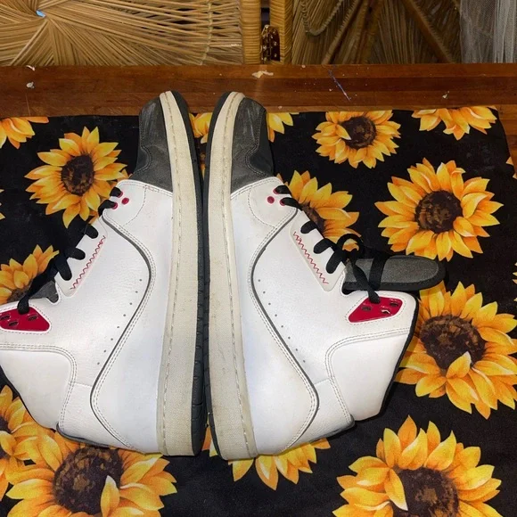 Mens Air Jordan’s - Picture 8 of 10